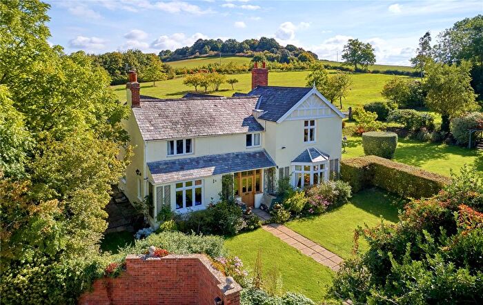 5 Bedroom Detached House For Sale In Banbury, Oxfordshire, OX16