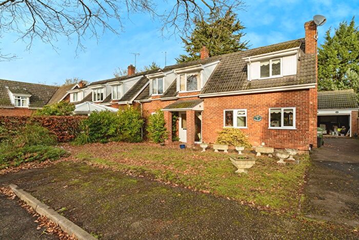 4 Bedroom Detached House For Sale In Grange Close, Ludham, Norfolk, NR29