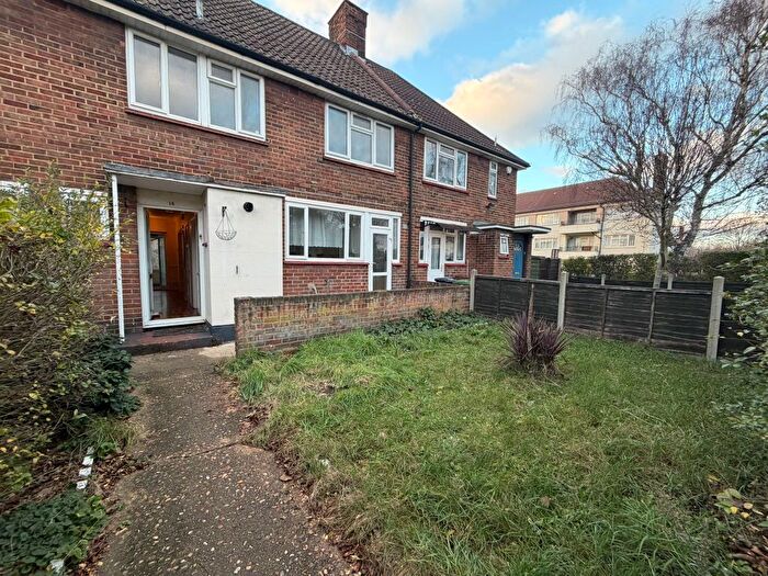 3 Bedroom Terraced House To Rent In Keir Hardie Way, Barking, IG11