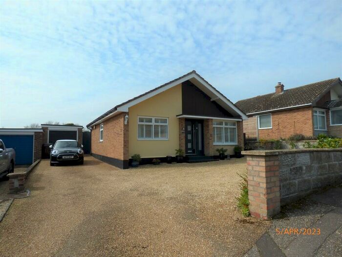 2 Bedroom Detached Bungalow To Rent In Willow Close, Wortwell, Harleston, IP20