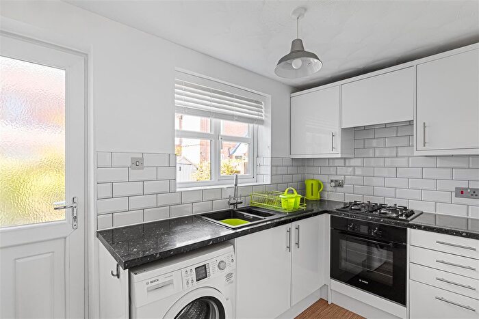 1 Bedroom Semi-Detached House To Rent In White Horse Close, Huntington, York, YO32