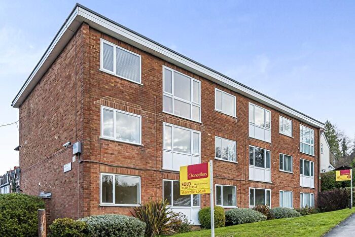 2 Bedroom Flat To Rent In White Hill, Chesham, HP5