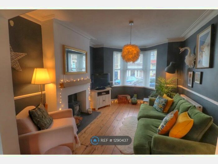 2 Bedroom Terraced House To Rent In Rugby Road, Bristol BS4