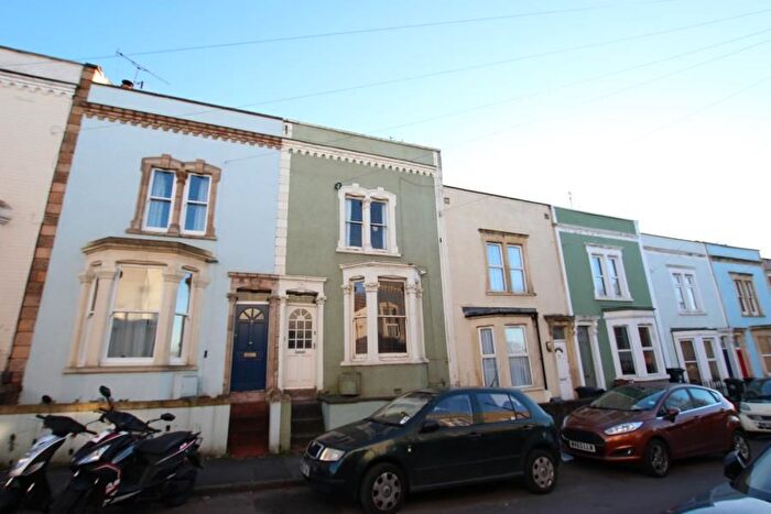 2 Bedroom Property To Rent In Fraser Street, Bedminster, Bristol, BS3