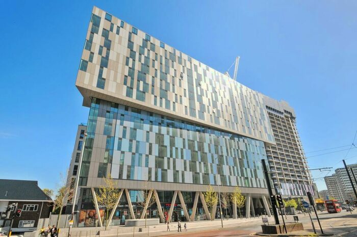 1 Bedroom Apartment To Rent In Tennyson Apartments, Saffron Central Square, Croydon, CR0