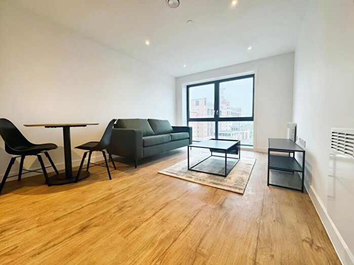 1 Bedroom Apartment To Rent In Phoenix, Saxton Lane, Leeds, LS9