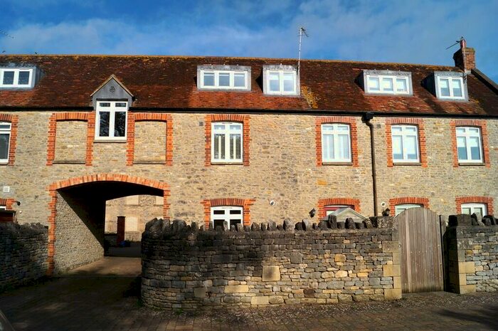 3 Bedroom Terraced House To Rent In Queens Road, Evercreech, BA4