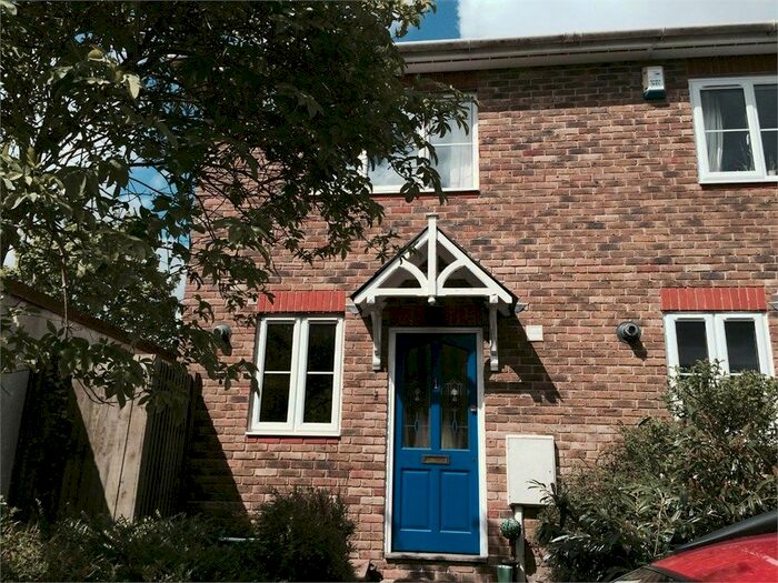 2 Bedroom End Of Terrace House To Rent In Picton Place, Surbiton, KT6