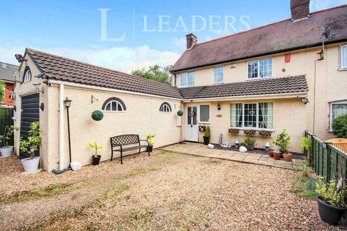 2 Bedroom Cottage To Rent In Orkney Close, Nuneaton, CV10