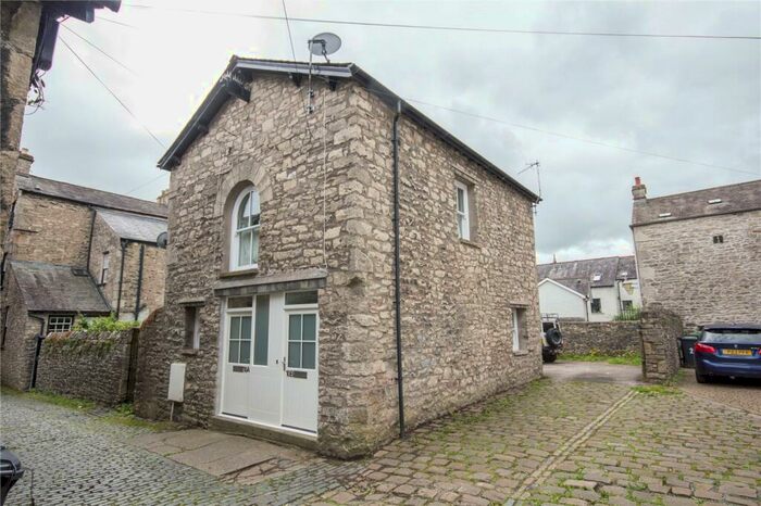 1 Bedroom Apartment To Rent In Collin Croft, Kendal, Cumbria, LA9