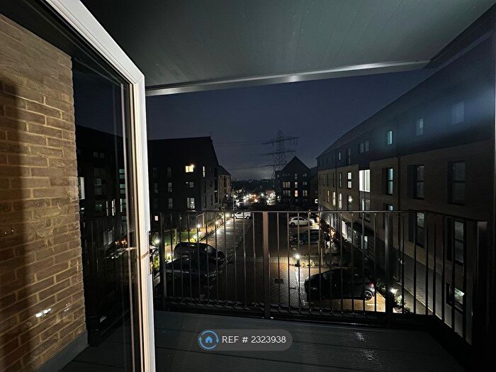 2 Bedroom Flat To Rent In Rixon Road, Ebbsfleet Valley, DA10