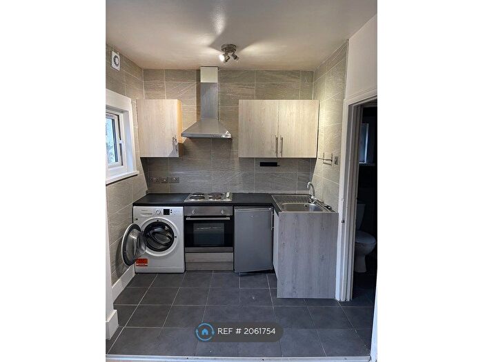 Studio To Rent In Addison Road, London, E11