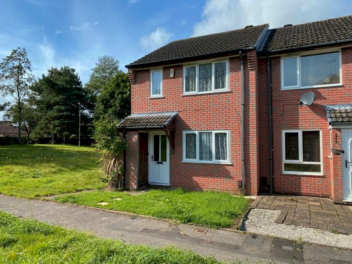 3 Bedroom House To Rent In Hooke Close, Canford Heath, BH17