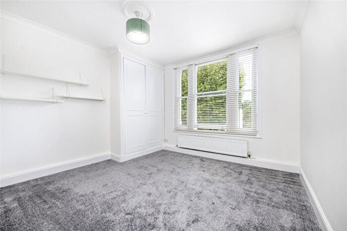2 Bedroom Flat To Rent In Cavendish Road, Brondesbury, NW6