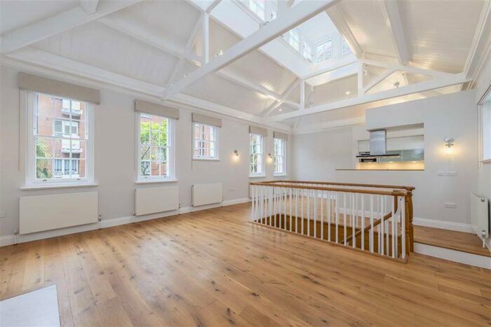 2 Bedroom Property To Rent In Bryanston Mews West, London, W1H