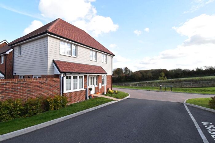 3 Bedroom Detached House For Sale In Seladine Gardens, Coxheath, Maidstone, ME17