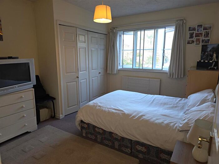 2 Bedroom Flat To Rent In Knowles Court, Gayton Road, HA1