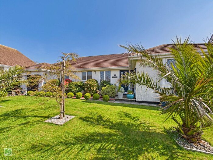 3 Bedroom Detached Bungalow For Sale In Barton Meadow, Pelynt, PL13