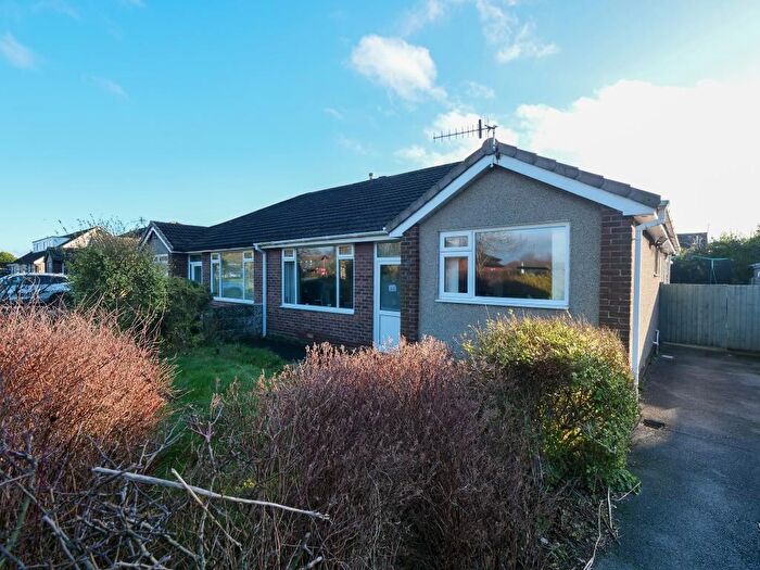 2 Bedroom Semi Detached Bungalow For Sale In Kenilworth Road, Morecambe, LA3