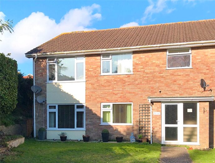 2 Bedroom Flat To Rent In South Road, Corfe Mullen, Wimborne, BH21