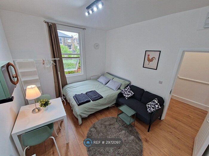 Studio To Rent In Sandringham Road, London, E8