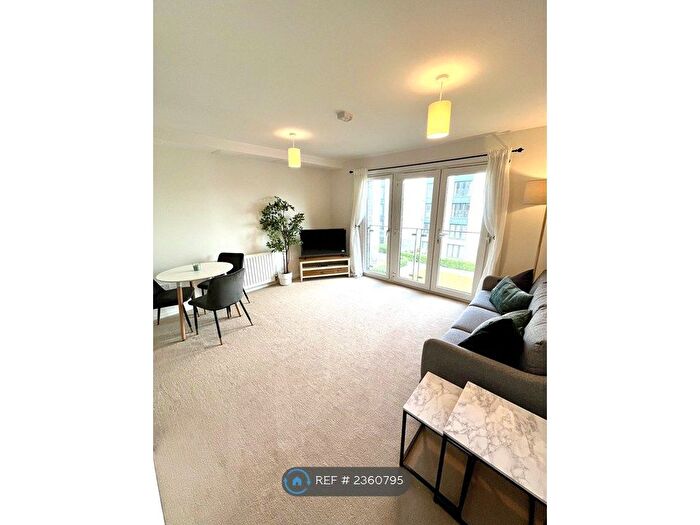 1 Bedroom Flat To Rent In Arneil Drive, Edinburgh, EH5