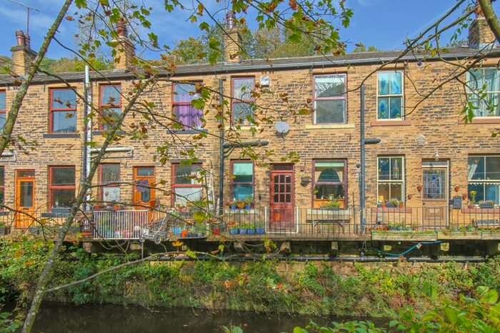 3 Bedroom Terraced House For Sale In Woodland View, Hebden Bridge, HX7