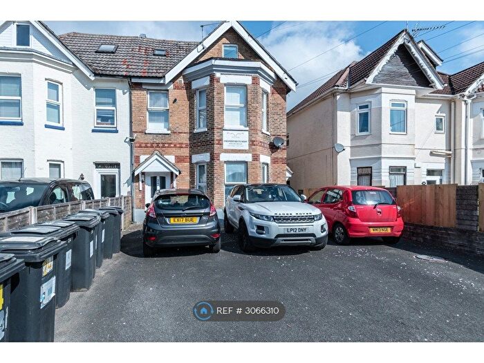 Studio To Rent In Westby Road, Bournemouth, BH5