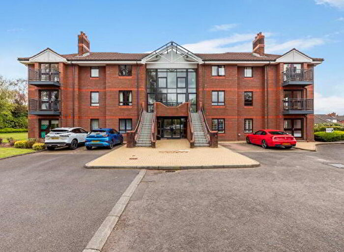 2 Bedroom Apartment / Flats For Sale In Malone Beeches, Belfast, BT9