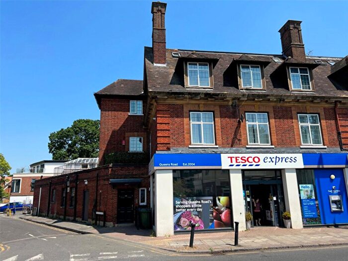 1 Bedroom Apartment To Rent In Queens Road, Weybridge, Surrey, KT13