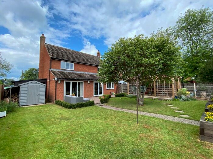 3 Bedroom Detached House For Sale In Barbers Yard, The Green, Old Buckenham, NR17