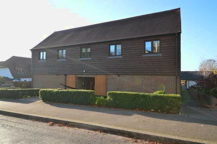1 Bedroom Flat To Rent In Totease Mews, Buxted, Uckfield, TN22