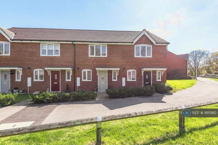 2 Bedroom Terraced House To Rent In Elk Path, Three Mile Cross, Reading, RG7