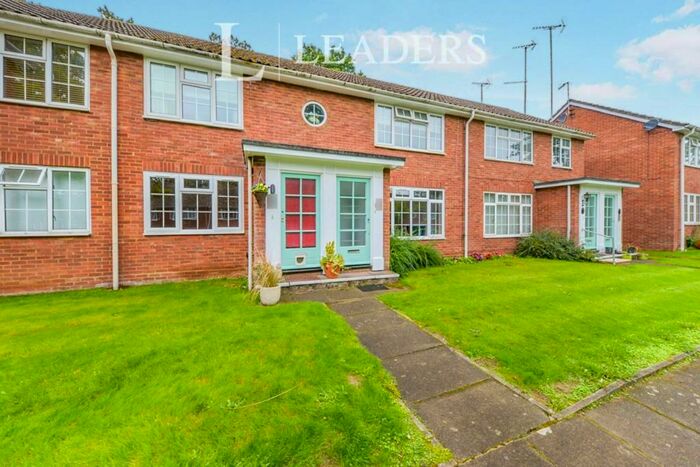 2 Bedroom Apartment To Rent In Westminster Court, AL1