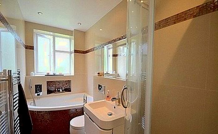 2 Bedroom Flat To Rent In Aldwick Court, Sonia Gardens, London, N12
