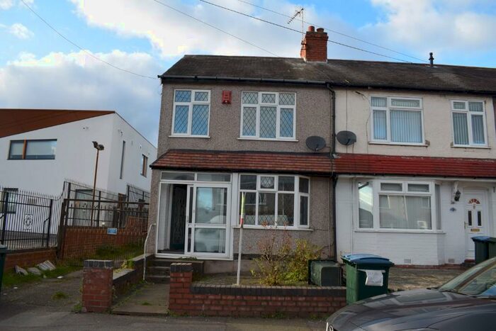 3 Bedroom End Of Terrace House To Rent In Farren Road, Coventry, West Midlands, CV2