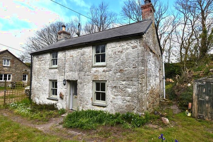 2 Bedroom Cottage To Rent In Glen Cottage, Crean, TR19