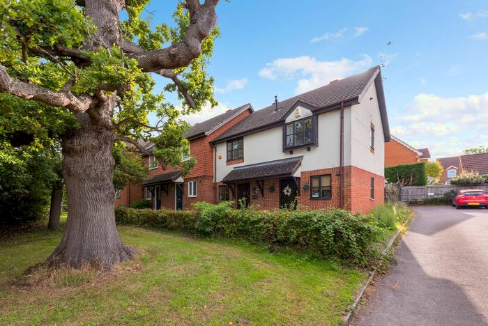 2 Bedroom Terraced House To Rent In Yorkshire Place, Warfield, Bracknell, Berkshire, RG42