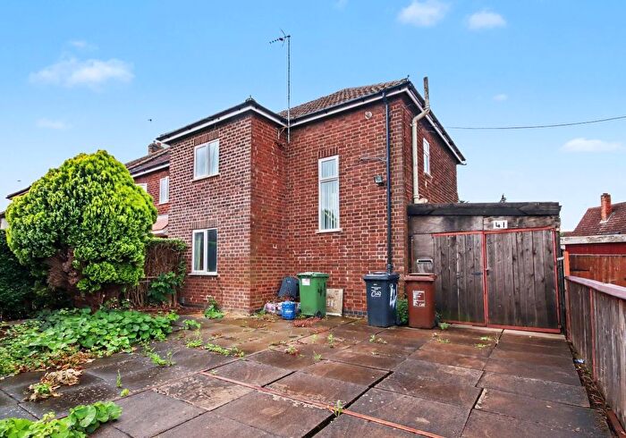 3 Bedroom End Terrace House For Sale In Whitworth Avenue, Corby, Northamptonshire, NN17