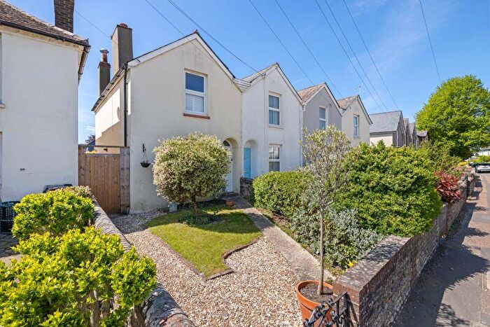 2 Bedroom Terraced House For Sale In Bognor Road, Chichester, PO19