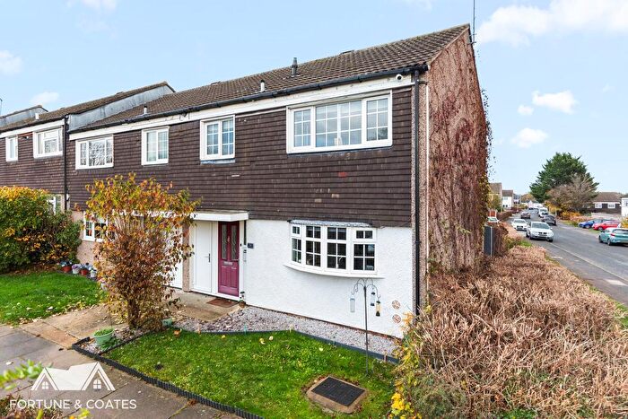 3 Bedroom End Terrace House For Sale In Tithelands, Harlow, CM19