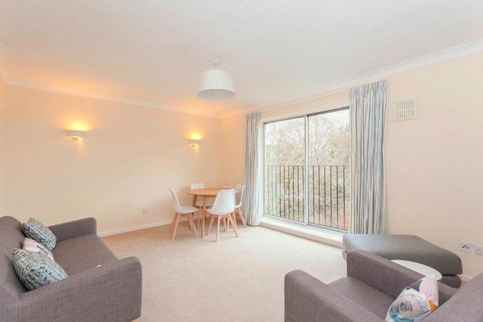 2 Bedroom Flat To Rent In Marston Ferry Road, Oxford, OX2