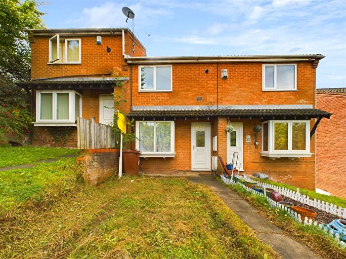 2 Bedroom Town House To Rent In Mickleborough Avenue, Mapperley, Nottingham, NG3