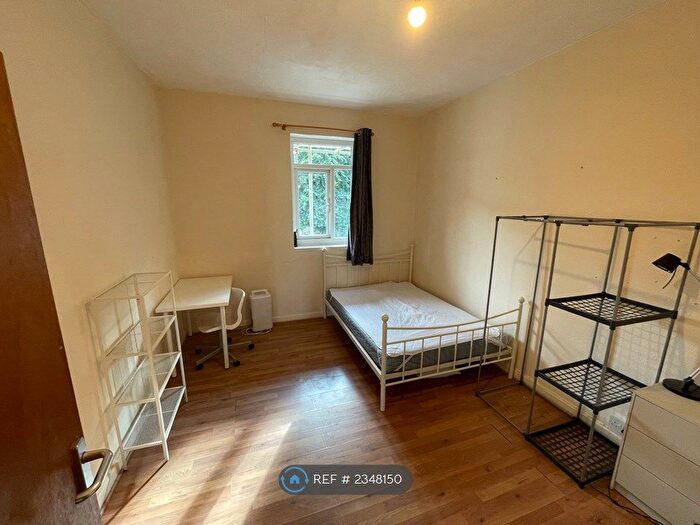 3 Bedroom Flat To Rent In Park Street, Bristol, BS1