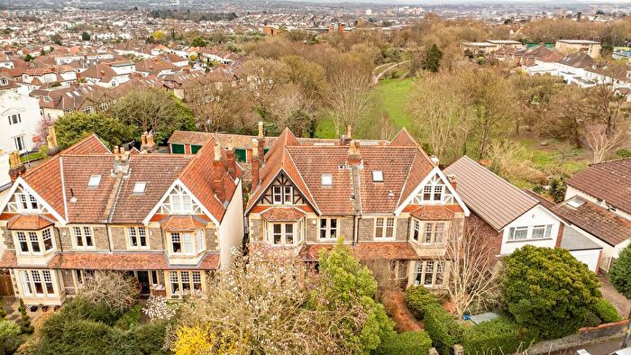 6 Bedroom Property For Sale In Coldharbour Road, Bristol, BS6