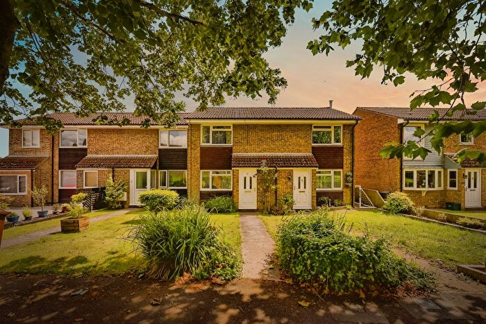 2 Bedroom Terraced House For Sale In Ludlow Close, Frome, BA11