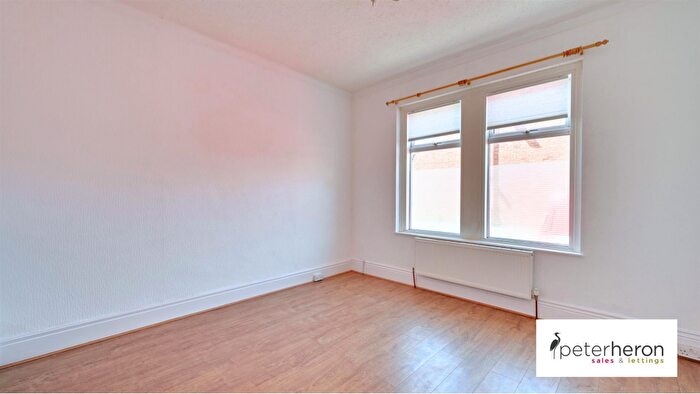 2 Bedroom Cottage For Sale In Leeds Street, Roker, Sunderland, SR6