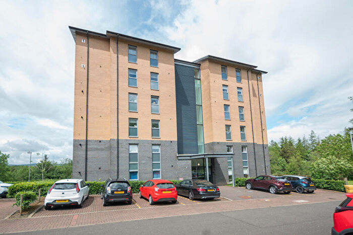 2 Bedroom Flat For Sale In Newlands Place, Cumbernauld, North Lanarkshire, G67