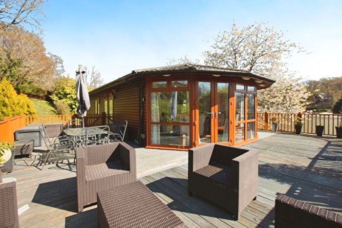 3 Bedroom Mobile/park Home For Sale In Finlake Holiday Park, Newton Abbot, TQ13