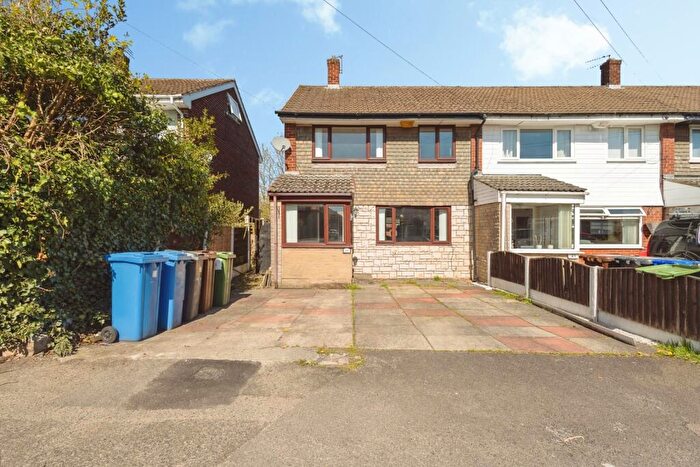 3 Bedroom End Of Terrace House For Sale In Turner Street, Denton, Manchester, Greater Manchester, M34